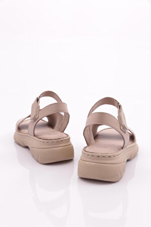 Dgn 337 Kadın Bilekten Bağlama Sandalet