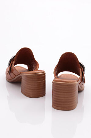 Dgn 2050  Kadın Topuklu Terlik