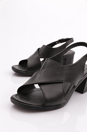 Dgn 2205 Kadin Topuklu Sandalet