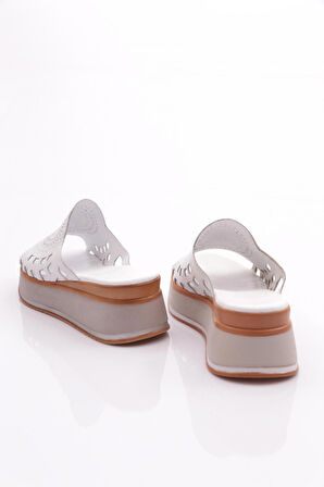 Dgn 1750 Kadın Terlik