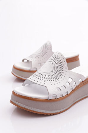 Dgn 1750 Kadın Terlik