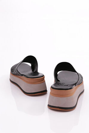 Dgn 1800 Kadın Terlik