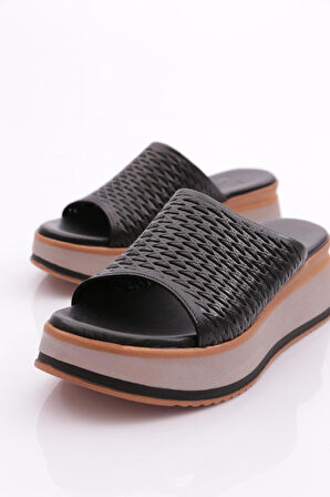 Dgn 1800 Kadın Terlik