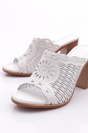 Dgn 2200 Kadın Terlik