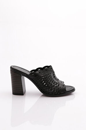 Dgn 2200 Kadın Terlik