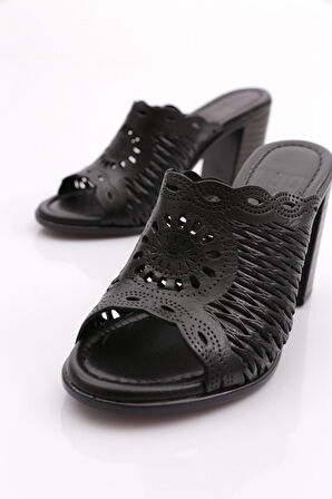 Dgn 2200 Kadın Terlik