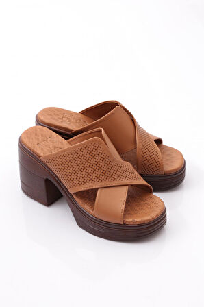 Dgn 1006 Kadin Çapraz Şeritli Topuklu Terlik