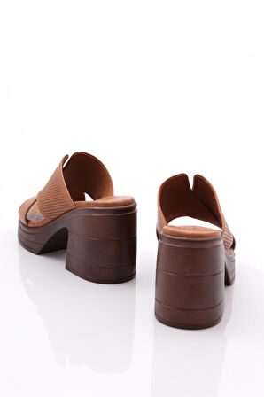 Dgn 1006 Kadin Çapraz Şeritli Topuklu Terlik