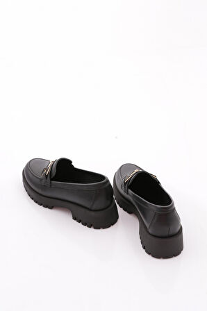 Dgn 2854 Kadin Metal Aksesuarli Loafer Ayakkabi
