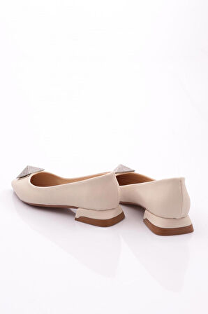 Dgn 2807 Kadın Sivri Burun Kristal Taş Tokali Galvaniz Ökçeli Babet