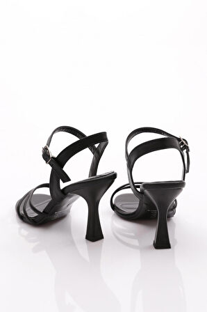 Dgn 923 Kadın Şeritli Topuklu Ayakkabi