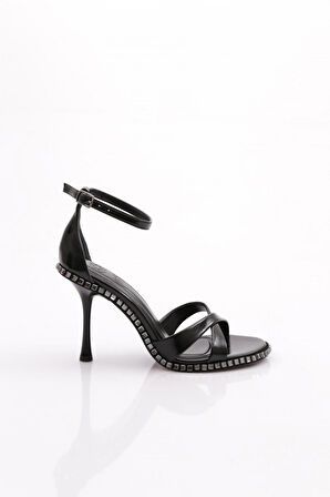 Dgn 2431 Kadın Çapraz Bantli Topuklu Abiye Ayakkabi