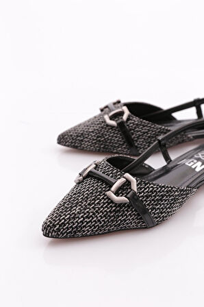 Dgn 6006 Kadin Metal Aksesuarli Arkadan Bağlamali Babet