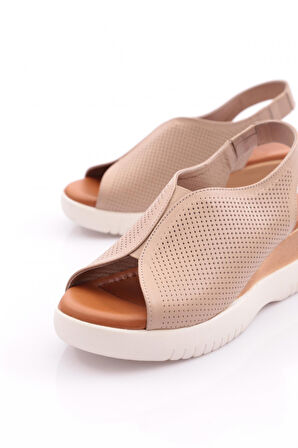 Dgn 2521405 Kadin Kalin Taban Sandalet