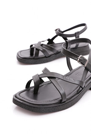 Dgn 0070-3656 Kadin Parmak Arasi Sandalet