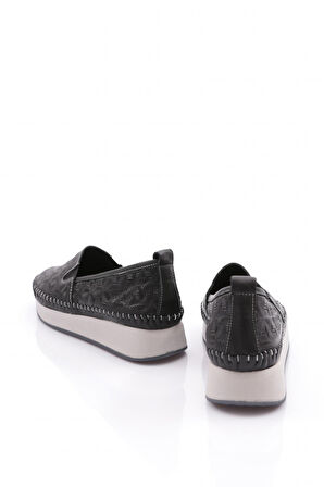 Dgn 84 Kadin Lastik Detayli Comfort Ayakkabi
