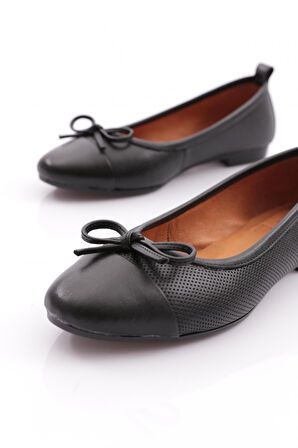 Dgn 140 Kadin Fiyonk Detayli Babet