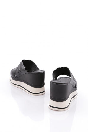 Dgn 543-24170 Kadin Çapraz Bantli Mega Kalin Taban Terlik