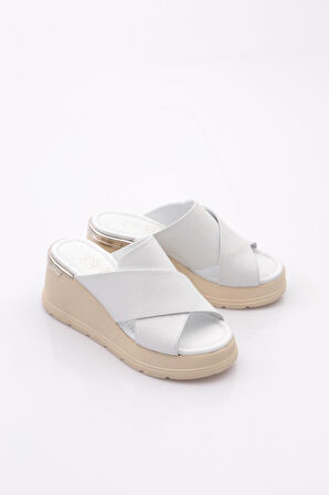 Dgn 1319-2432 Kadin Kalin Taban Terlik