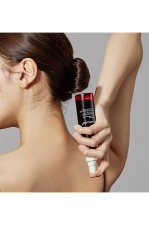 - Red Acne Body Peeling Shot(Akne karşıtı Vücut Spreyi)