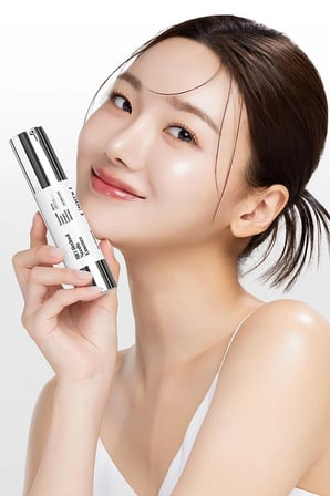 Bio Retinol Yaşlanma Karşıtı Cilt Yenileyici Esans 300 Shots 50 ml
