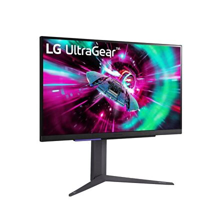 LG Ultragear 27GR93U-B 27" 1Ms 144Hz FreeSync/G-SYNC DisplayHDR™ 400 UHD (3840x2160) Pivot 4K IPS Gaming Monitör