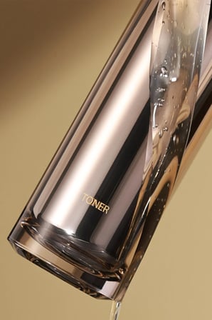The Saem Gold Lifting Toner Altın Sıkılaştırıcı Tonik
