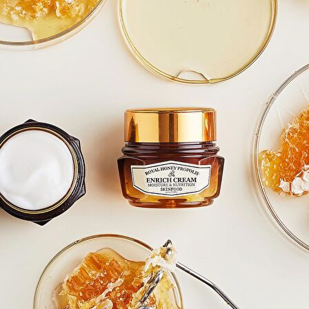 Skinfood Royal Honey Propolis Enrich Cream  63Ml.