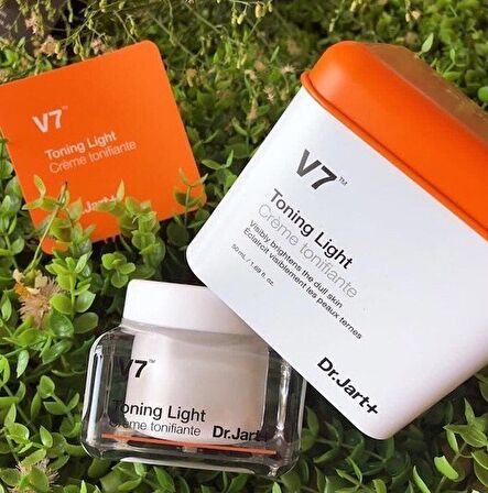 Dr.Jart+ V7 Tonlayıcı Açık Cilt Kremi+ güneş koruyucu 50ml