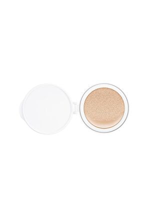 Aydınlık Görünüm Sunan SPF50+ PA+++  Cushion Fondöten 15g Magic Cushion Moist Up no.21 (İç Yedek)