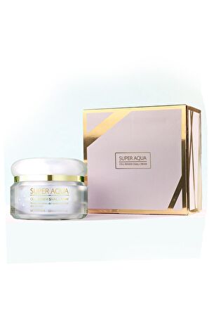 Missha Super Aqua Tüm Cilt Tipleri İçin Su Bazlı Yağsız Aydınlatıcı Yüz Bakım Kremi 52 ml