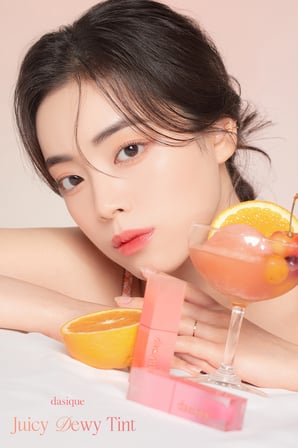 Yoğun Parlaklık ve Canlı Renkler Sunan Kalıcı Tint DASIQUE Juicy Dewy Tint (#02 Melon Sherbet)