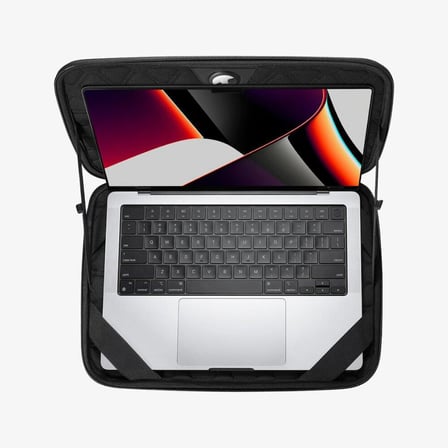 Spigen MacBook Pro 16'' Uyumlu Taşıma Çantası Rugged Armor Pro Pouch Black  AFA04271 - Teşhir