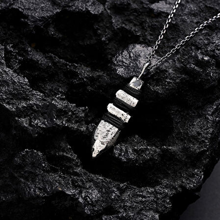 925 Ayar Gümüş Kızıldereli Savaşçıların Siyah Mızrak Ucu Unısex Kolye