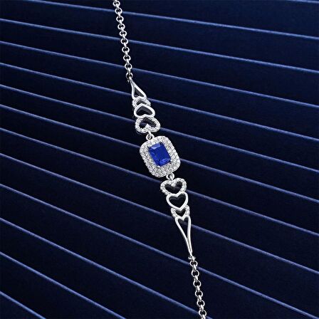 925 Ayar Zirkon Taşlı Kalp Motifli Gümüş Bileklik Silver