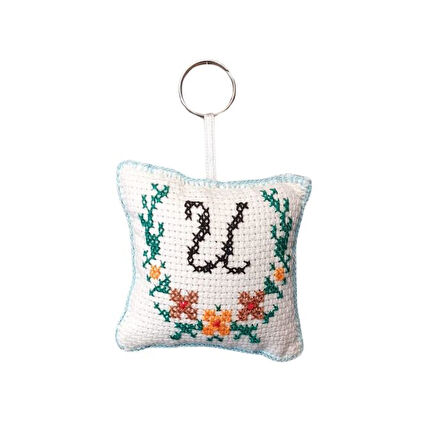 Uretti - Sibel 2453 5757 El Yapımı U Harfi Kanaviçe Anahtarlık