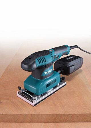 Makita BO3710 Titreşimli Zımpara Makinası 190W