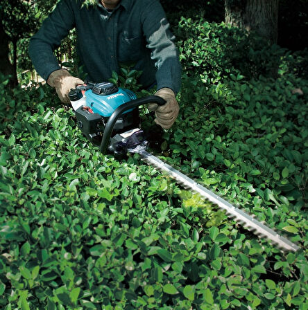 Makita EH6000W Benzinli Çit Budama Makinası 22.2 cc/1.0 hp