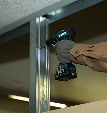 Makita DF332DZ Akülü Darbeli Matkap Vidalama 12V