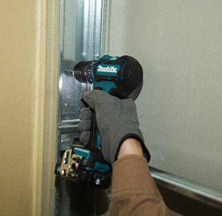 Makita MAKDF332DZ Akülü Darbesiz Matkap Vidalama 10.8V
