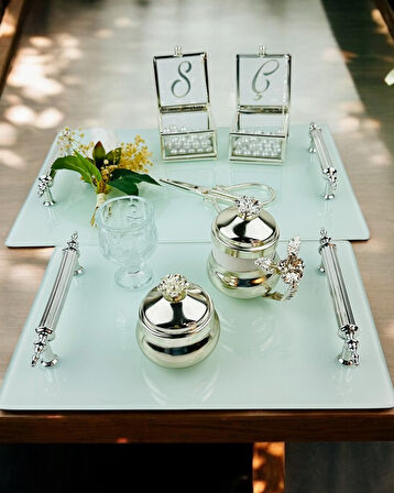 Harmonize Beyaz Söz Tepsisi ve Damat Kahve Fincanı