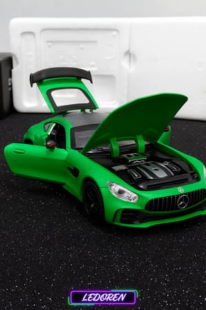 Yeşil Renkli Mercedes-Benz AMG GTR 1/24 Diecast Koleksiyon Maket Model Araba CHE ZHİ