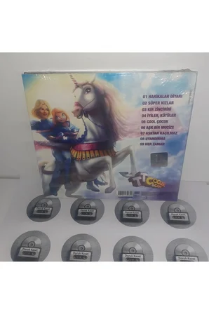 WINX CLUB 3D SIHIRLI MACERA ALBUM