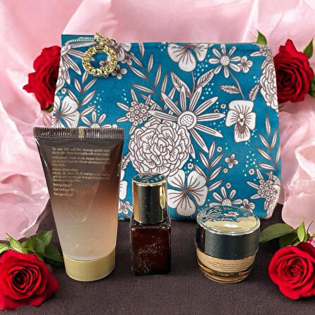 Estée Lauder Çok Şık-Desenli-Makyaj-Çantası