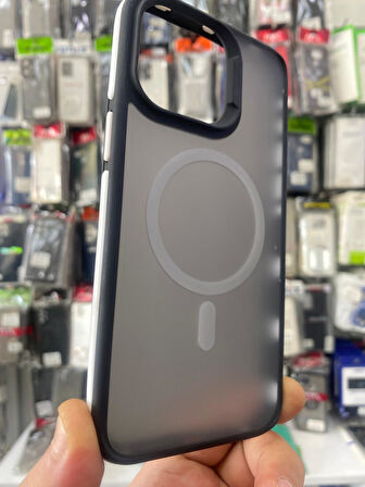 İPHONE 15 PRO MAX UYUMLU DAY MAT KAPAK MAGSAFE ÖZELLİKLİ SİYAH