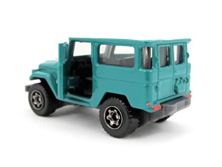 Matchbox 1:64 Arabalar FWD28 HLF93 TOYOTA LAND CRUISER FJ40