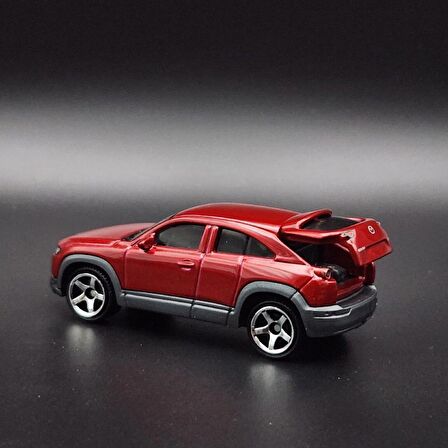 Matchbox 1:64 Arabalar FWD28 HLG08 MAZDA MX-30