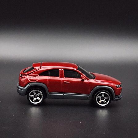Matchbox 1:64 Arabalar FWD28 HLG08 MAZDA MX-30