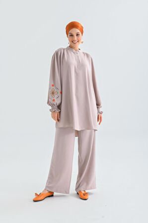 Taş Hakim Yaka Omuz Büzgülü Kolu Gipeli ve Nakış Detay