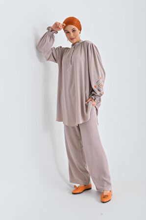 Taş Hakim Yaka Omuz Büzgülü Kolu Gipeli ve Nakış Detay